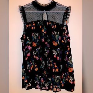 Sleeveless blouse